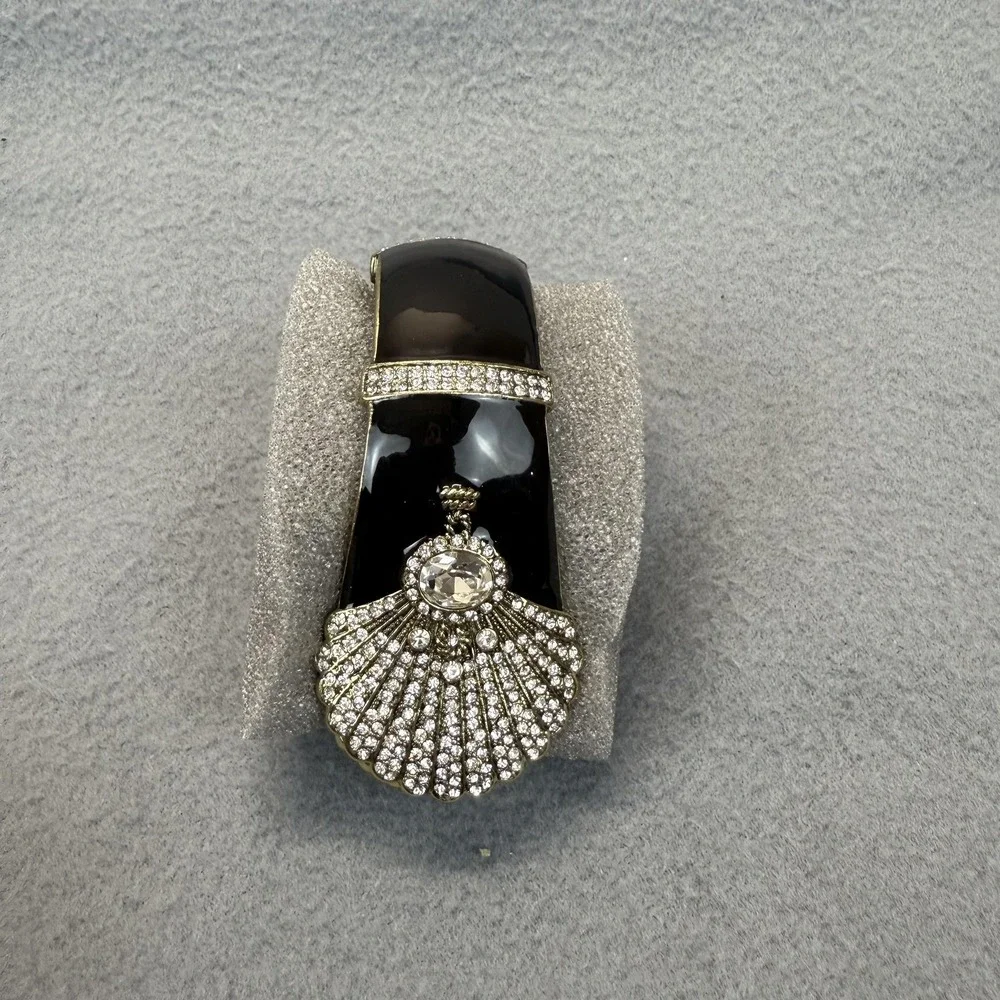 Rhinestone Shell Bangle Bracelet Black Enamel Gold Tone Crystal Clam Bling Party